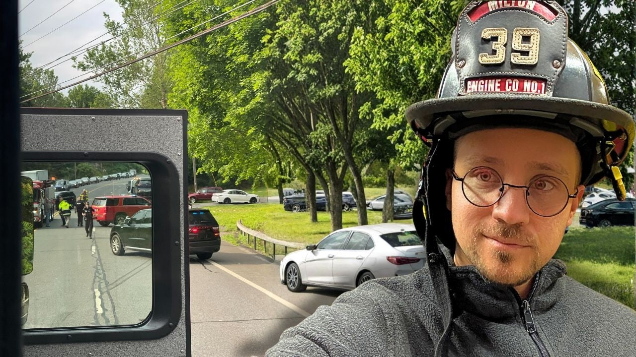 video thumbnail for '¿Vale la pena ser bombero voluntario? Un año de verdades'